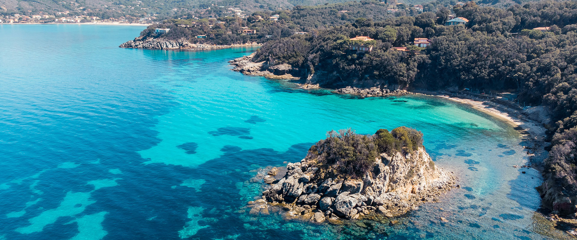 Sailing in Italy – Elba coastline from the sea